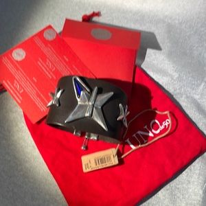 UNODE50 Brown leather and silver bracelet with Sarausky crystals